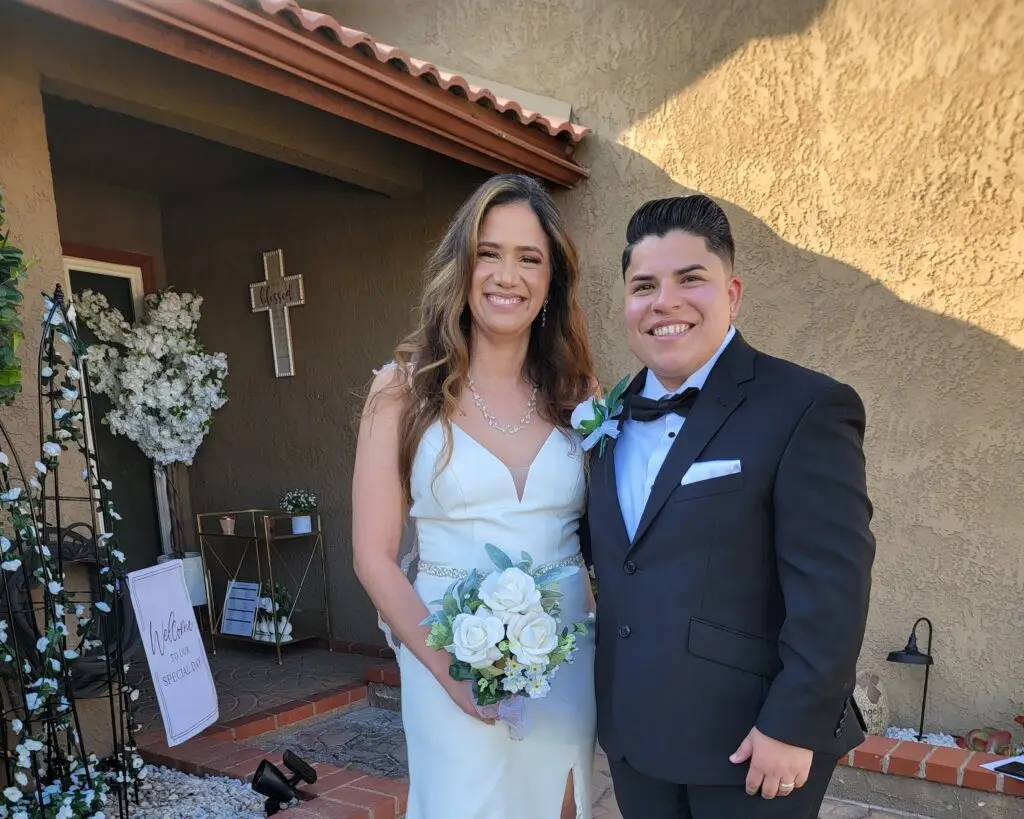 let's get married by marie backyard wedding